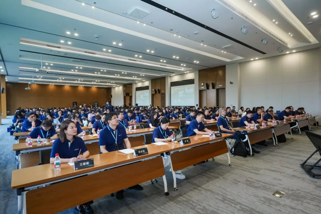 先行者势不可挡 | 小贝优选2025年合作伙伴大会圆满举行